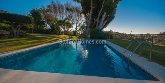 Luxury townhouse in Torrequebrada Golf