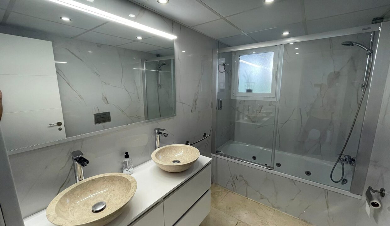 WhatsApp Image 2025-07-23 at 00.02.40 (1)