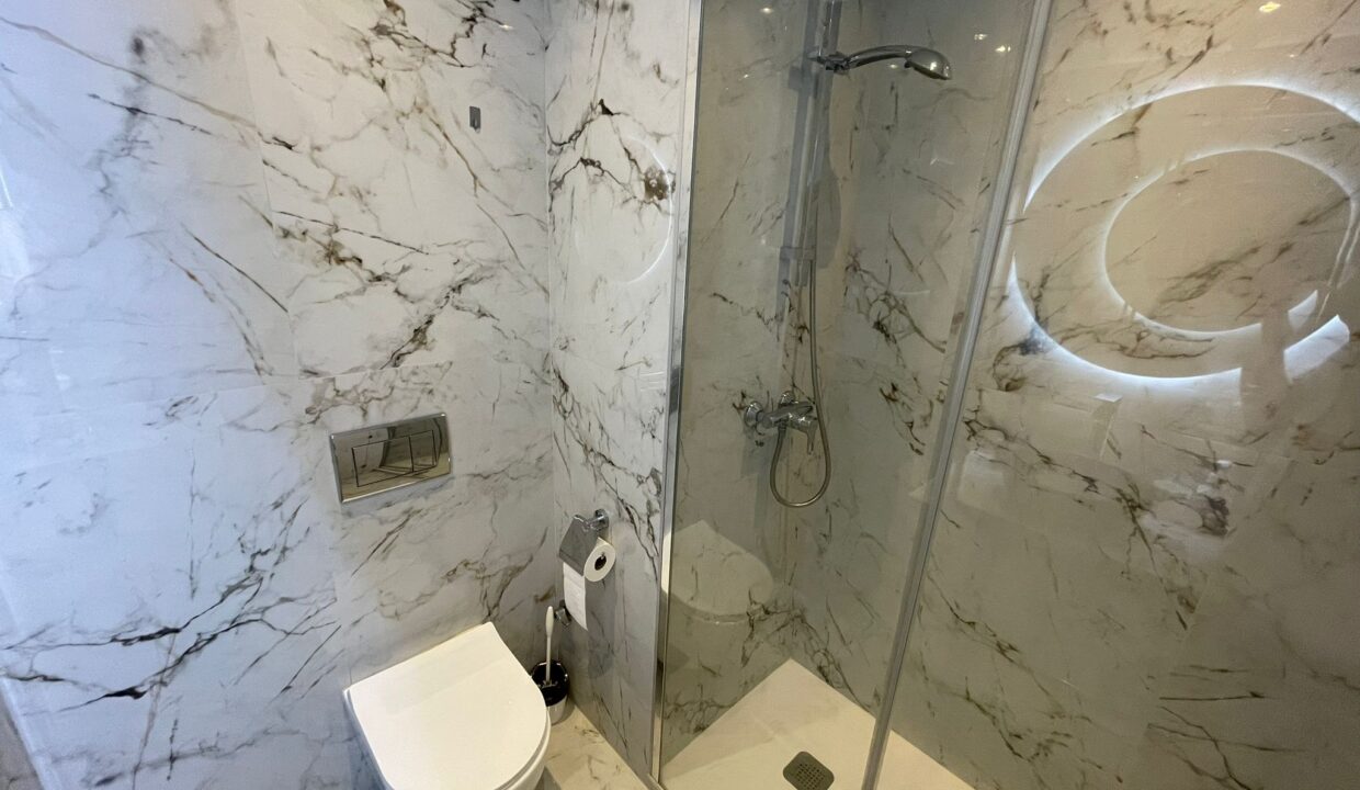 WhatsApp Image 2025-07-23 at 00.02.43