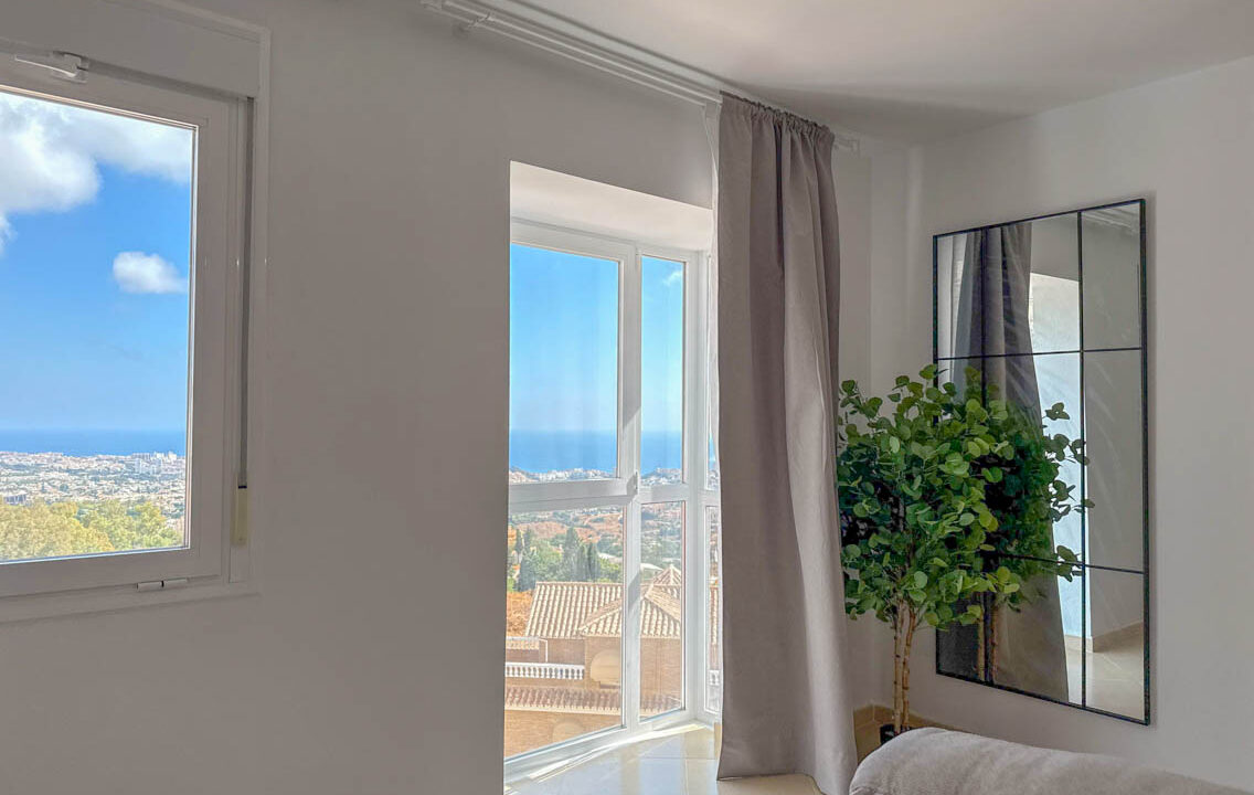 DJI_20251017_134129_265 (1)